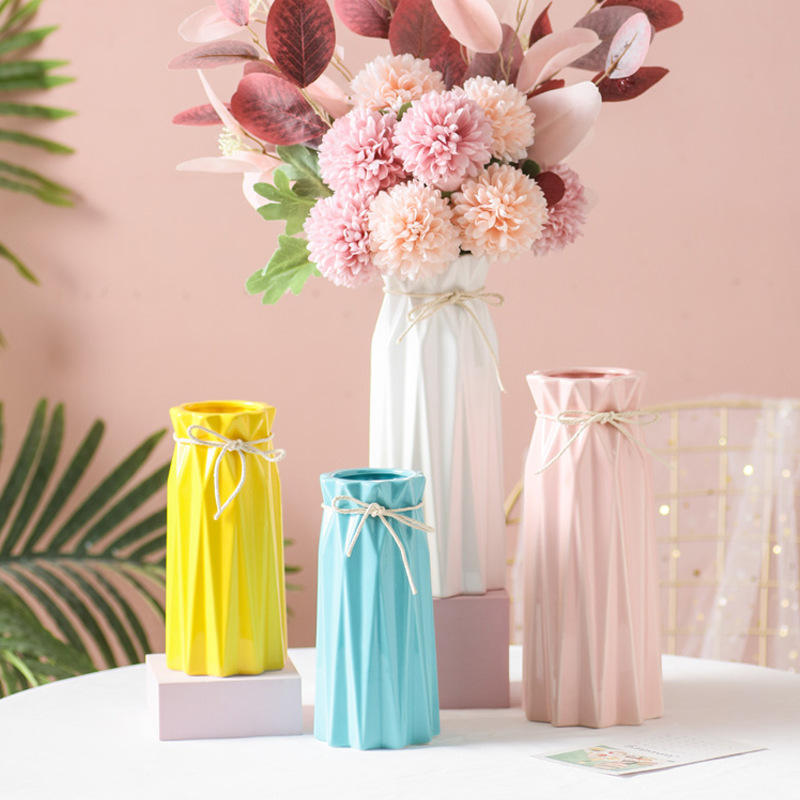 Hancai Nordic Modern Ceramic Origami Hydroponic Vase Soft Decoration for Living Room or Home Desktop Direct Supply