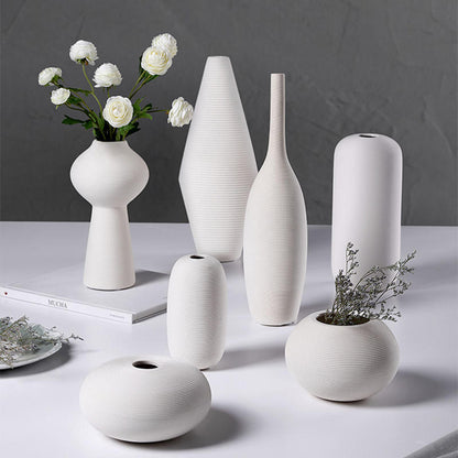 Hancai Ceramic Vases Nordic Minimalism Style Decoration White Modern Geometric Decorative Flowers Vases White Matt Screw-thread Vase