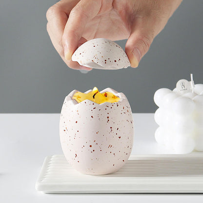 Hancai  Home Liveroom Decor Candle Vessels Holder Egg Shape Ceramic Scent Candle Jars With Lid