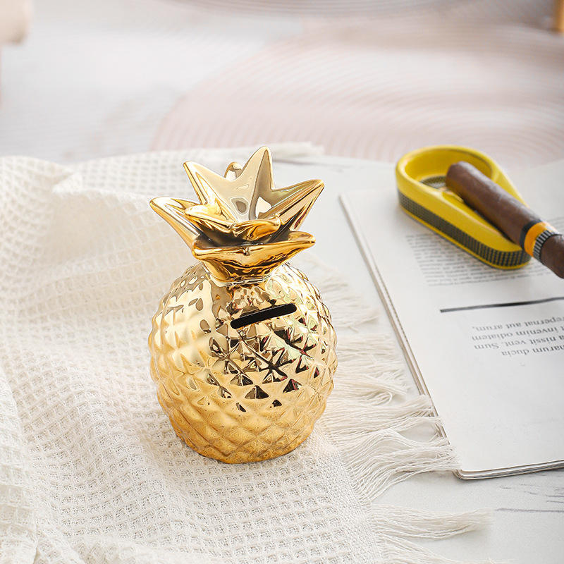 Hancai European Ceramic Pineapple Piggy Bank Gold Electroplating Cross-Border Home Decoration Eco-Friendly Creative Wine Cabinet