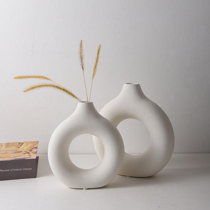 Hancai Best Selling Wholesale White Circle Donut Vases Grand Custom Design Manufacturers Flower Ceramic Vase for Home Decor