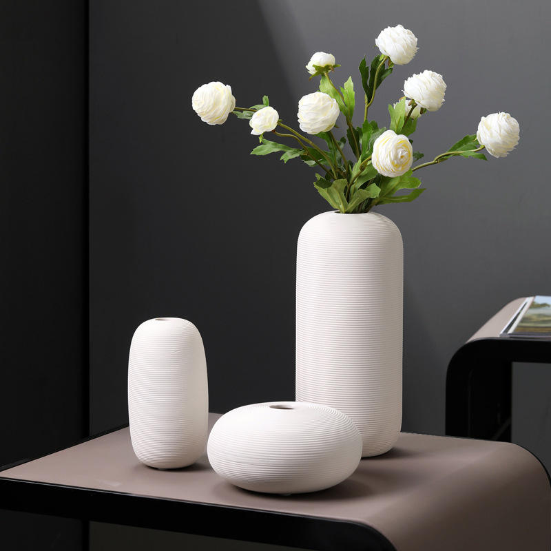 Hancai Ceramic Vases Nordic Minimalism Style Decoration White Modern Geometric Decorative Flowers Vases White Matt Screw-thread Vase