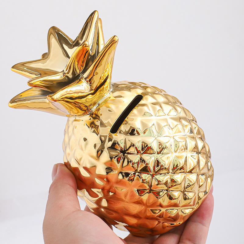 Hancai European Ceramic Pineapple Piggy Bank Gold Electroplating Cross-Border Home Decoration Eco-Friendly Creative Wine Cabinet