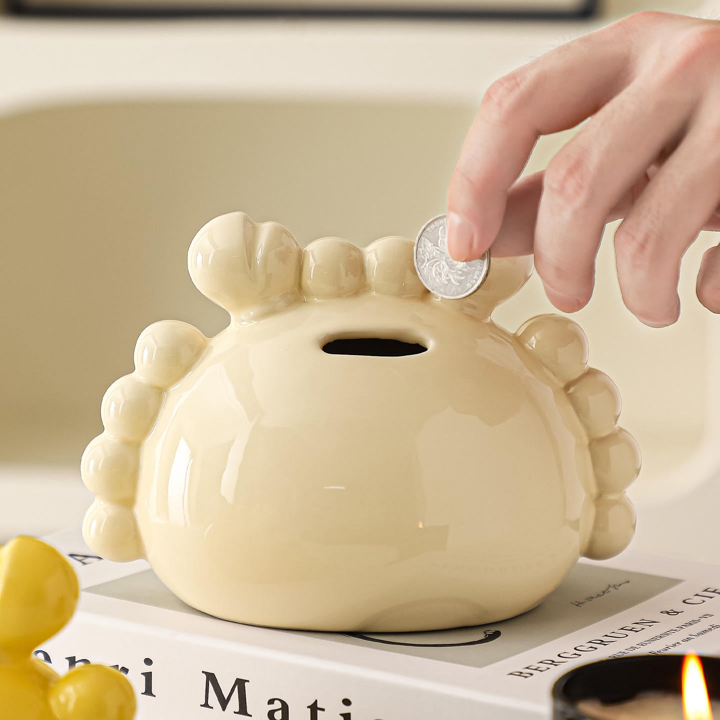 Hancai Cute Crab Ceramic Piggy Bank for Children Boys Girls Birthday Gift Home Decoration Hand-Painted Foam Packaging