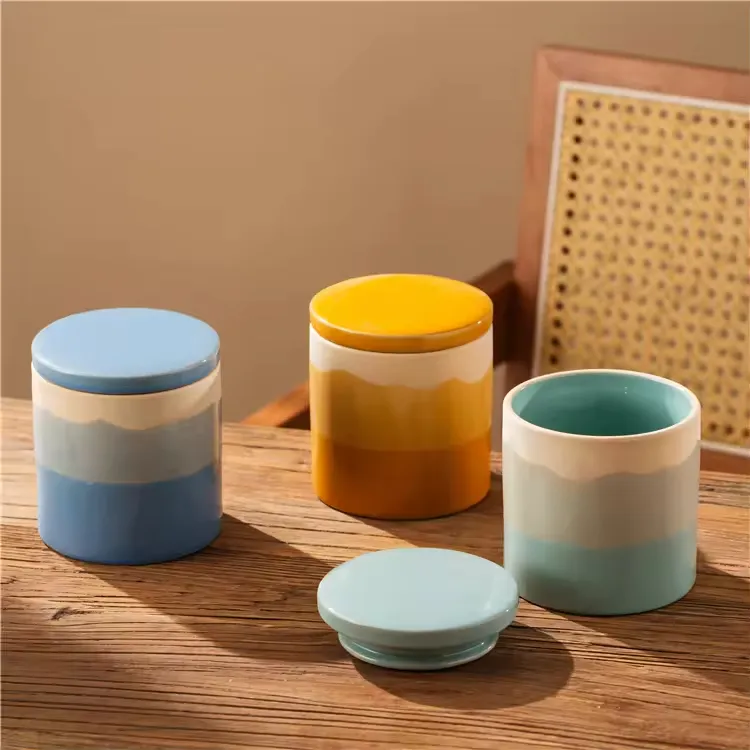 Popular Design Christmas Gift Home Decor Cylinder Ceramic Candle Container Jars with Lid Ceramic Jar