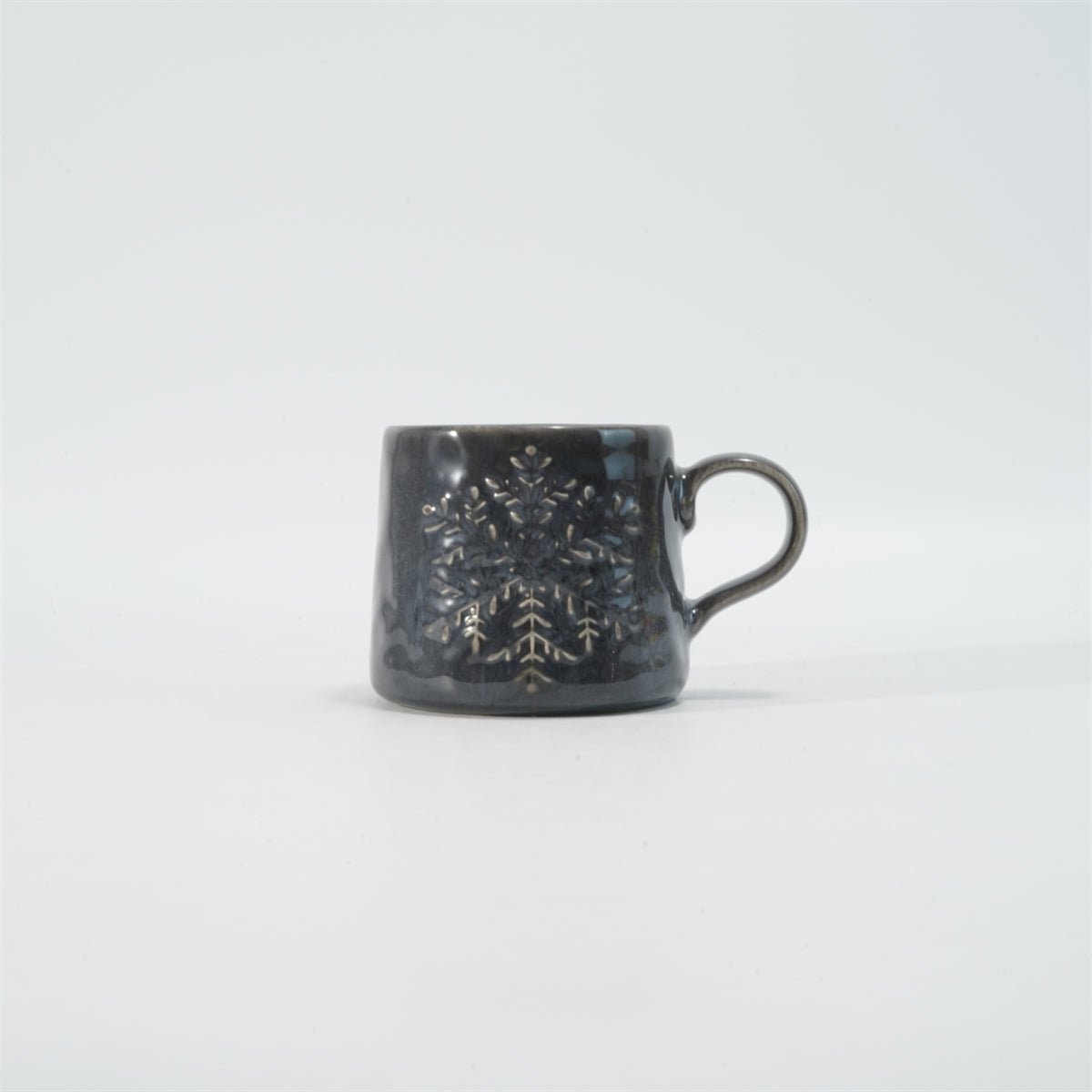 Hancai Embossed Reactive Glaze Mug