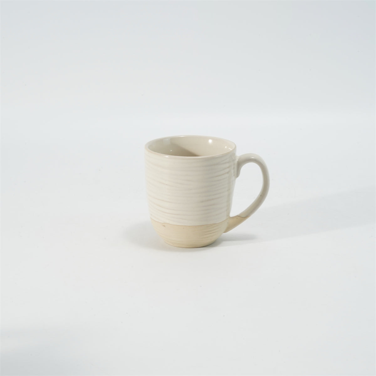 Hancai Embossed reactive glaze mug with unglaze half-part