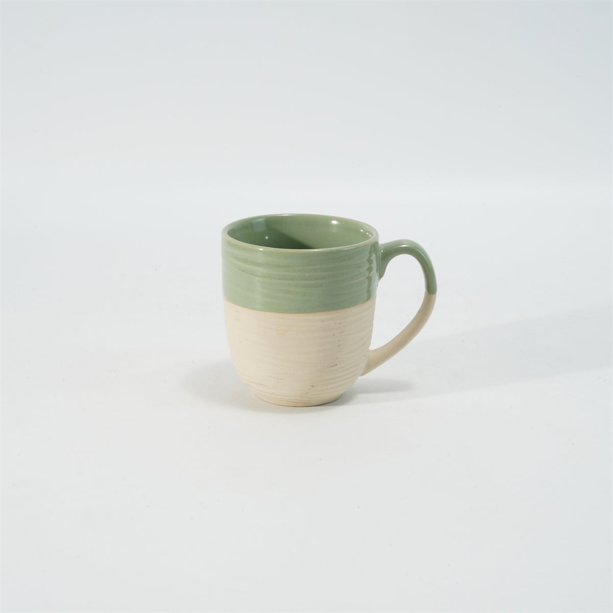 Hancai Embossed reactive glaze mug with unglaze half-part