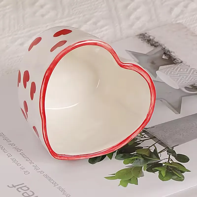 Minimalist Heart Shape Morandi Style Empty Ceramic Candle Cup Custom Logo Luxury Ceramic Candle Jars
