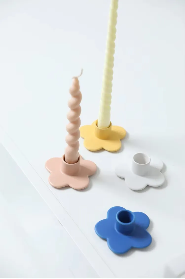 Multiple Colour Flower Shape Ornaments Candlestick Holders Ceramic Candle Holder for Home Wedding Decoration