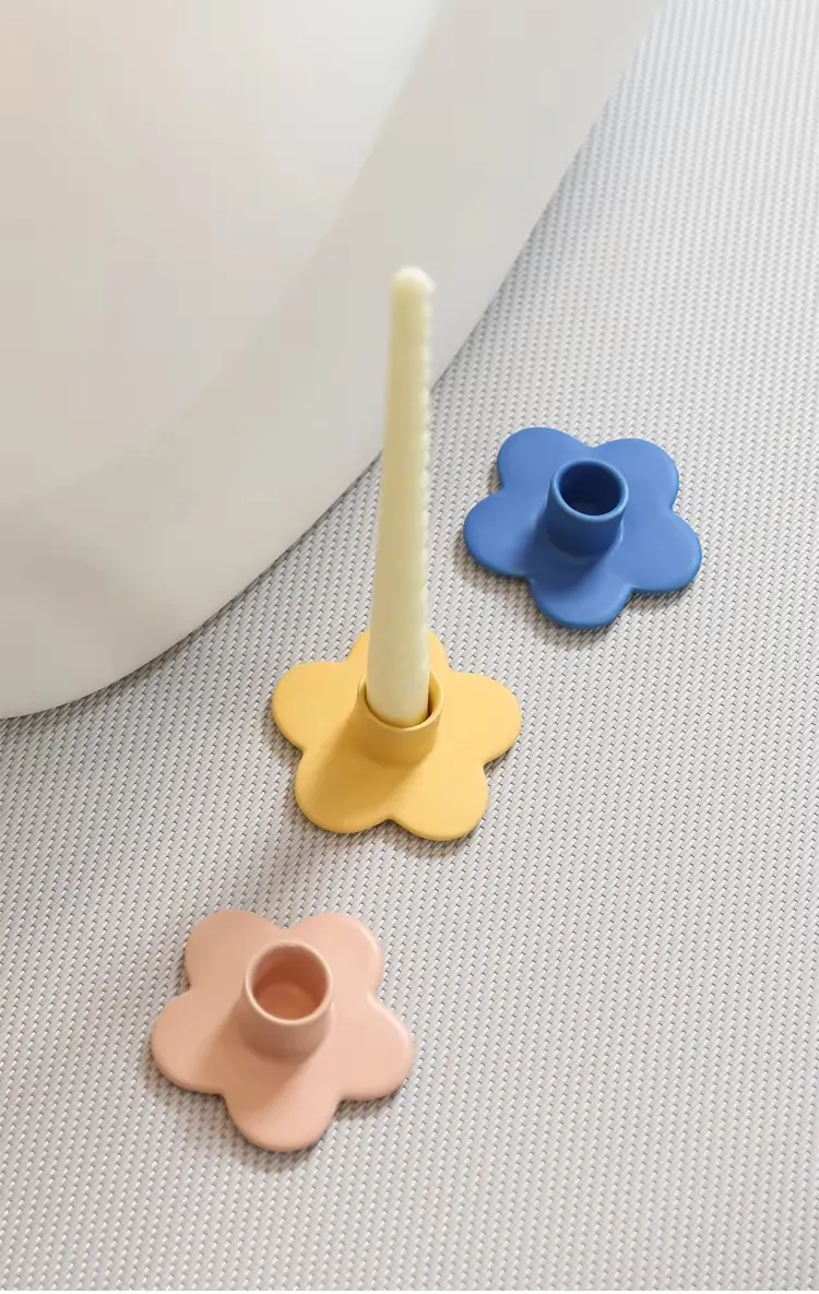 Multiple Colour Flower Shape Ornaments Candlestick Holders Ceramic Candle Holder for Home Wedding Decoration